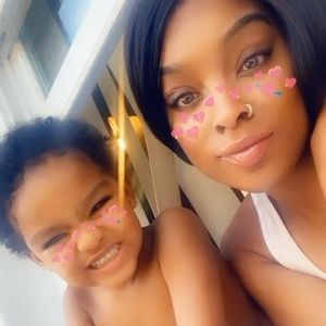 Meet your Posher, Eboni